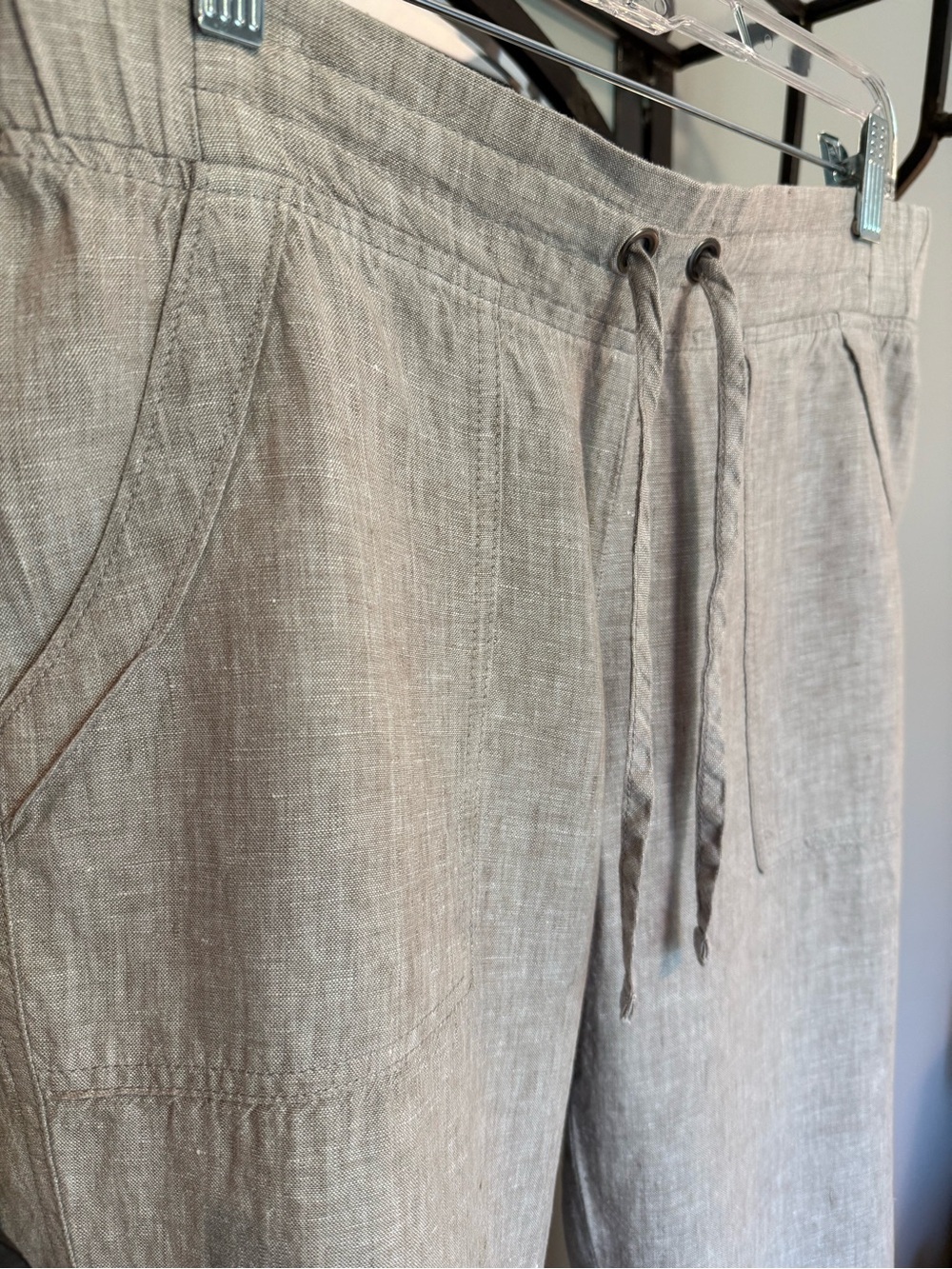 Athleta 💯 Linen Cropped Pants - Picture 2 of 12